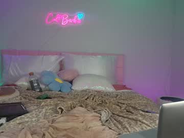 couple
        cult_barbie93 cam image #3051826