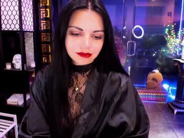 girl
        alma_pearl cam image #3454411