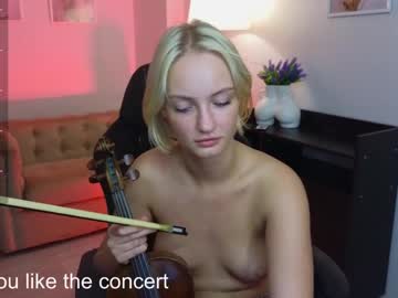 girl
        elly_shine_ cam image #3125899