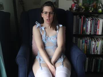 girl
        ellynaomi cam image #4403821