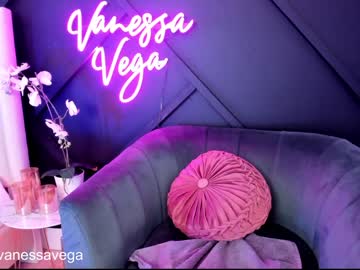 girl
        vanessa_vega cam image #1124360