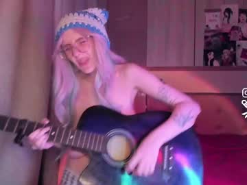 girl
        elizabethbritanny cam image #4274439