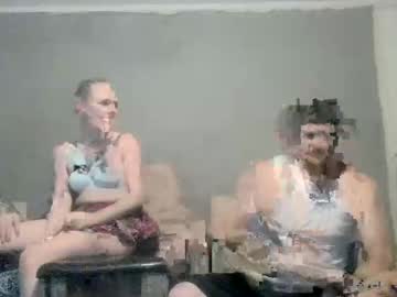 couple
        ivylusts cam image #3306039