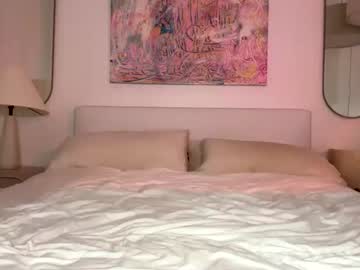 girl
        livywolfe cam image #2370447