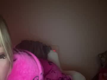 girl
        ch66058 cam image #2806350