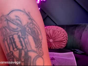girl
        vanessa_vega cam image #1288419