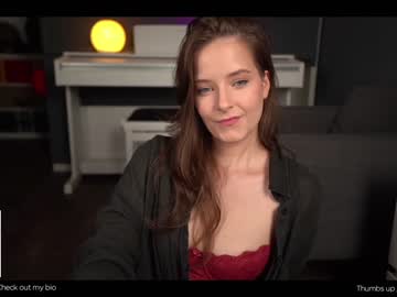 girl
        hermione_potter_couple cam image #2473163