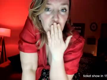 girl
        braingirl cam image #2799705