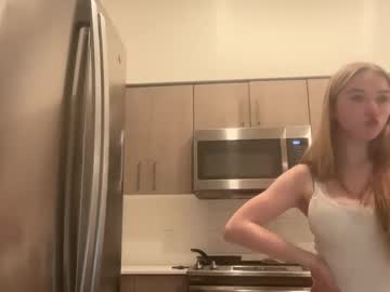 girl
        emiefox cam image #4083705
