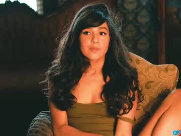 girl
        ingennui cam image #1358162