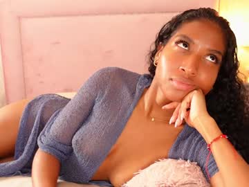 girl
        crystalmartinez_ cam image #2931962