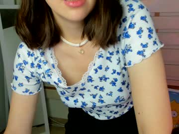 girl
        kim_go cam image #3247914