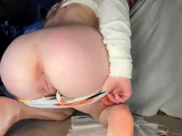 girl
        littleprincesspeaches cam image #2142878