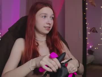 girl
        alisaa_01 cam image #4598069
