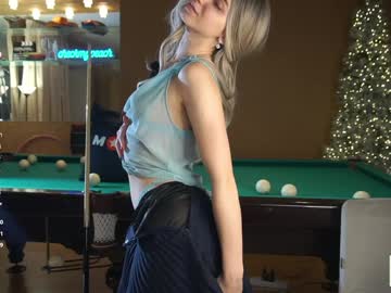 girl
        checkmypeach cam image #3895502