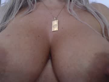 girl
        marrylouanne cam image #1460400