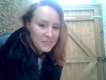 girl
        eatmypie69 cam image #1974485