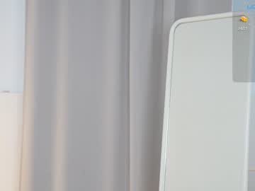 girl
        monimauve_ cam image #1591610