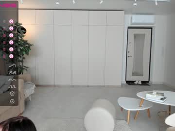 girl
        oki_dokie cam image #1307224