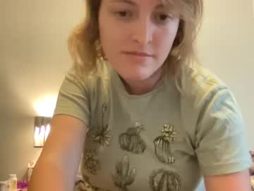girl
        margot_moon cam image #3202376