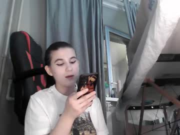 girl
        angel_gelya cam image #1760649