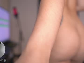 girl
        laura_roldan cam image #2764405