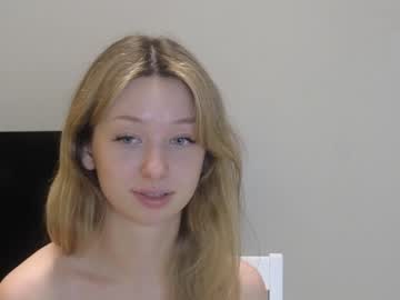 girl
        evafrancis cam image #1218715