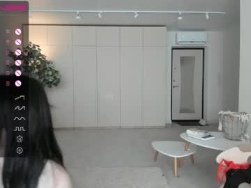 girl
        oki_dokie cam image #1246694