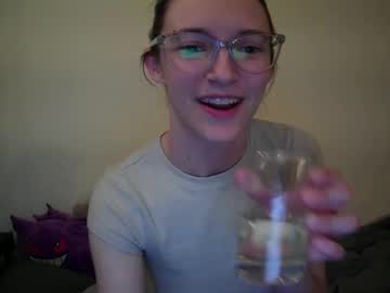 girl Close-up Pussy Web Cam Girls with anyalatelyy