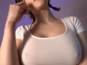 girl
        hunytea cam image #4391625