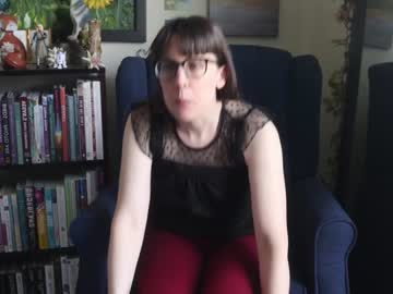 girl
        ellynaomi cam image #2487339