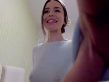 girl
        aminaswan_ cam image #1626381