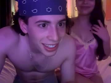 couple Close-up Pussy Web Cam Girls with yaraandleo