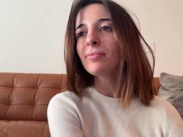 girl
        rosykindred cam image #2268357