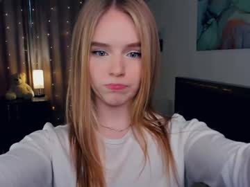 girl
        pretty_shelley cam image #4491557