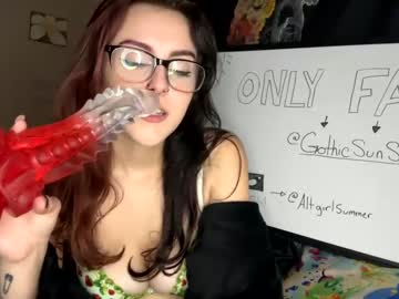 girl
        itssummerxo cam image #2140524