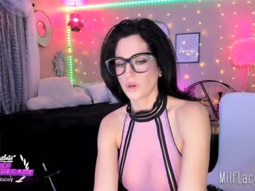 girl
        milf_lacey cam image #558687