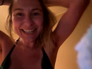 girl
        sassyella cam image #3645718
