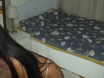 girl
        butter_f1y cam image #4527695