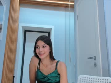 girl
        janecoxa cam image #1960426