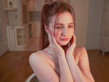 girl
        lynnalltop cam image #3708041