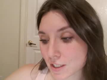 girl
        tay_made cam image #4050770