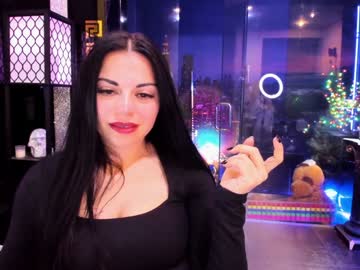 girl
        alma_pearl cam image #3560261