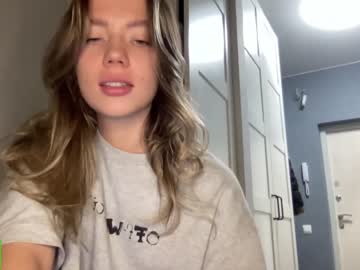 girl
        angel_from_sky cam image #2065066