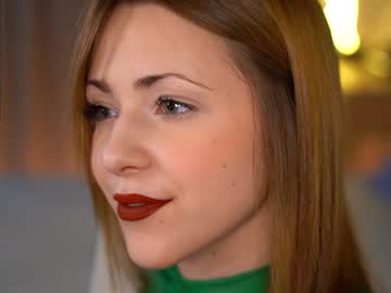 girl
        dietmountaindew_ cam image #3909911