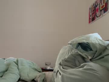 couple
        holydori cam image #4219026