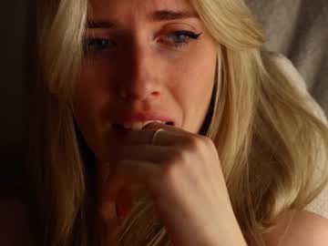 girl
        crazyhotrussian cam image #1805436