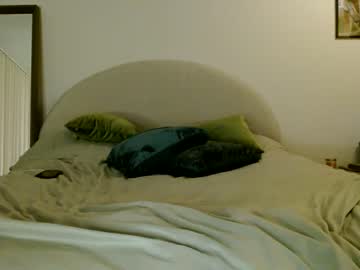 girl
        peachyyvirgo cam image #1345192
