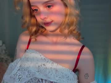 girl
        little_anitta cam image #4251530