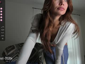 girl
        mysweethobby cam image #1557867